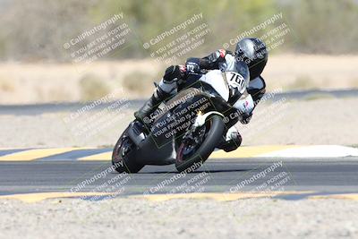 media/Apr-19-2025-CVMA (Sat) [[586b59ad56]]/Race 4-Formula Middleweight/